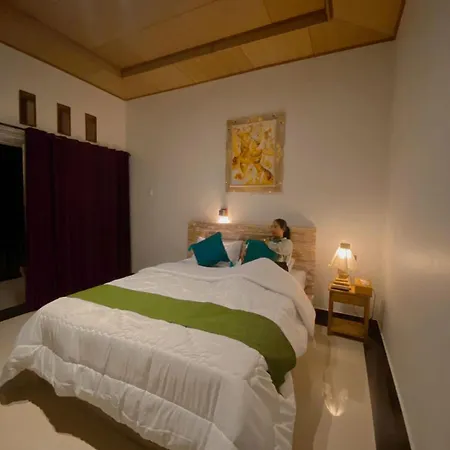 Umah Saren Homestay Undisan Exterior photo